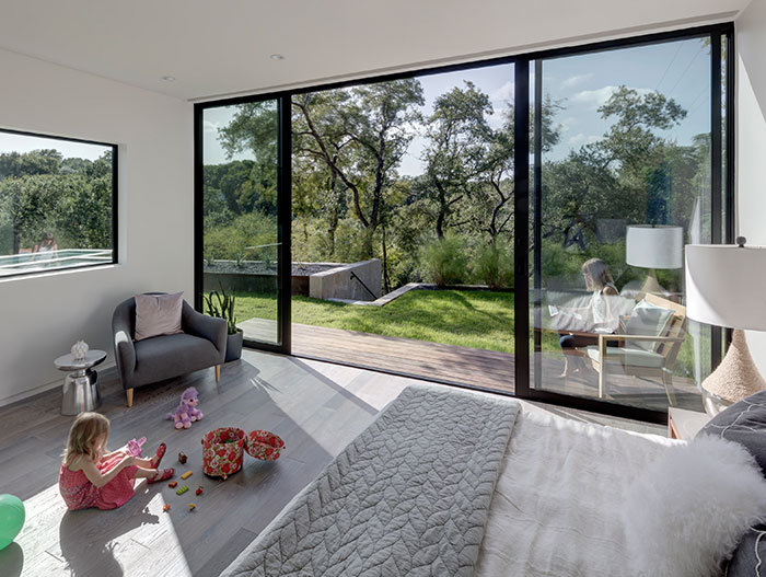 This exceptional Inverse House in Texas celebrates indoor