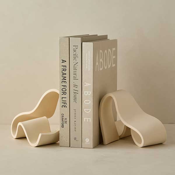 Fettu Bookends (Set of 2)