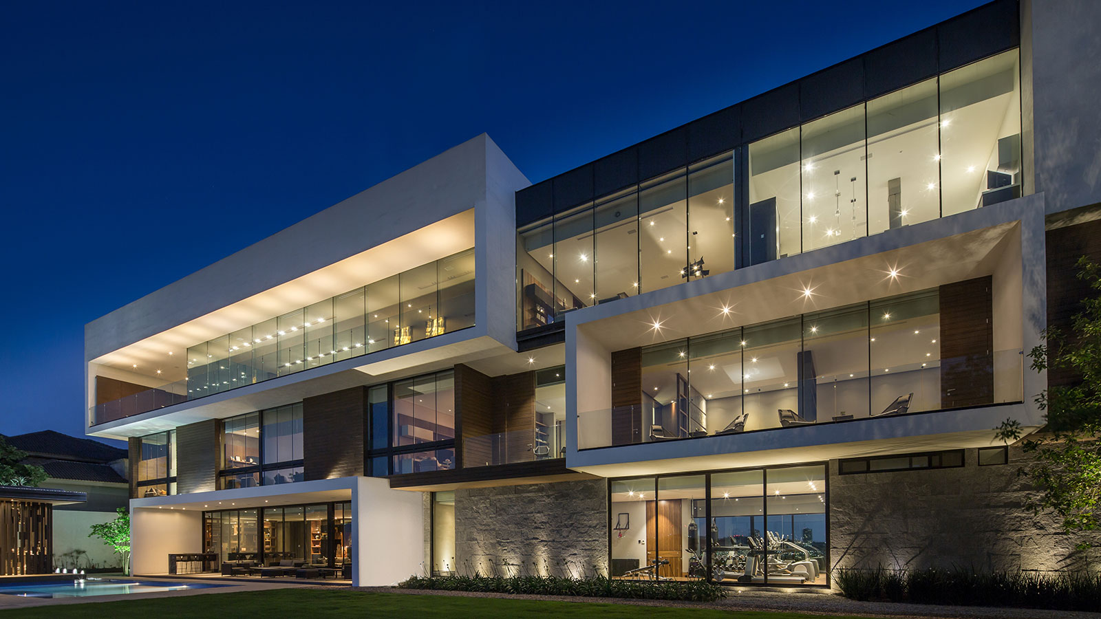 best contemporary house