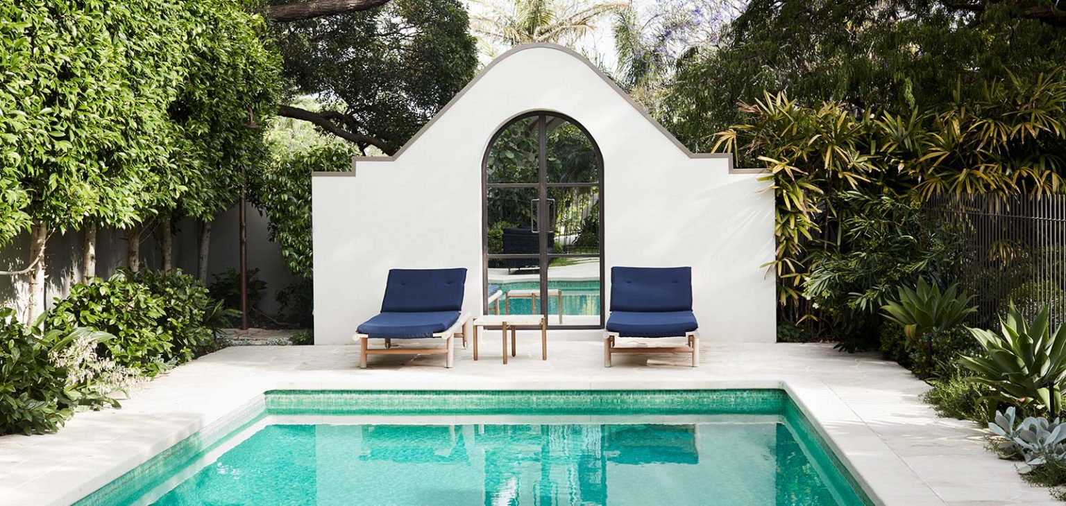 Peppertree Villa: A 1920s classical home renovated by Luigi Rosselli ...